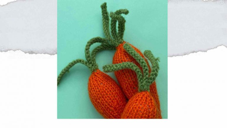 Knitted Carrots blog post header, showing 3 knitted carrots close-up of knitted stalks