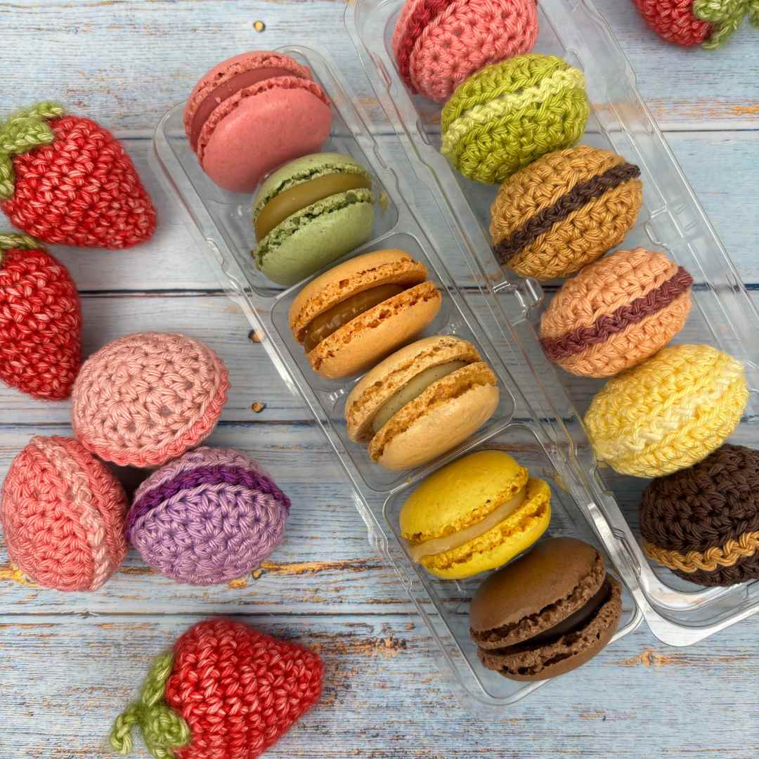 Crochet macarons with real macarons, made from free crochet macarons pattern