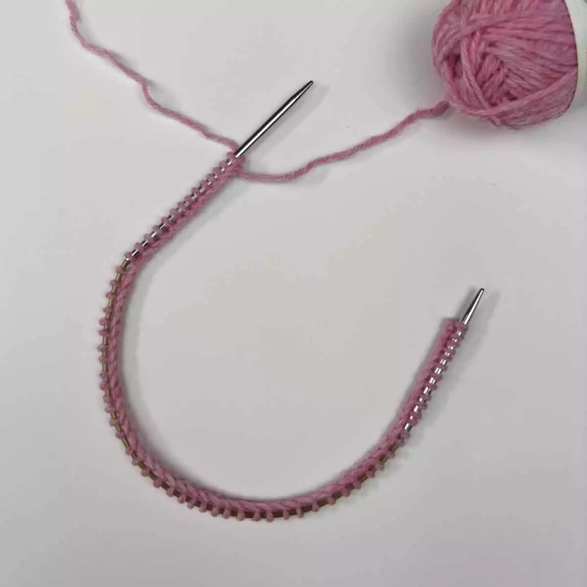 casting on for free sock knitting pattern