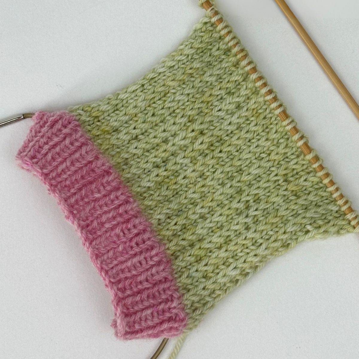 showing heel knitted in slip stitch heel pattern